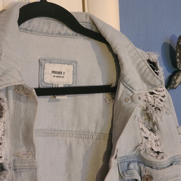 Distressed Light Blue Denim Jacket Forever 21 Size M - Picture 13 of 13